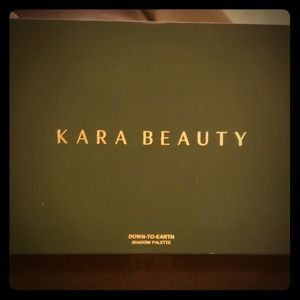 Kara Makeup Palette